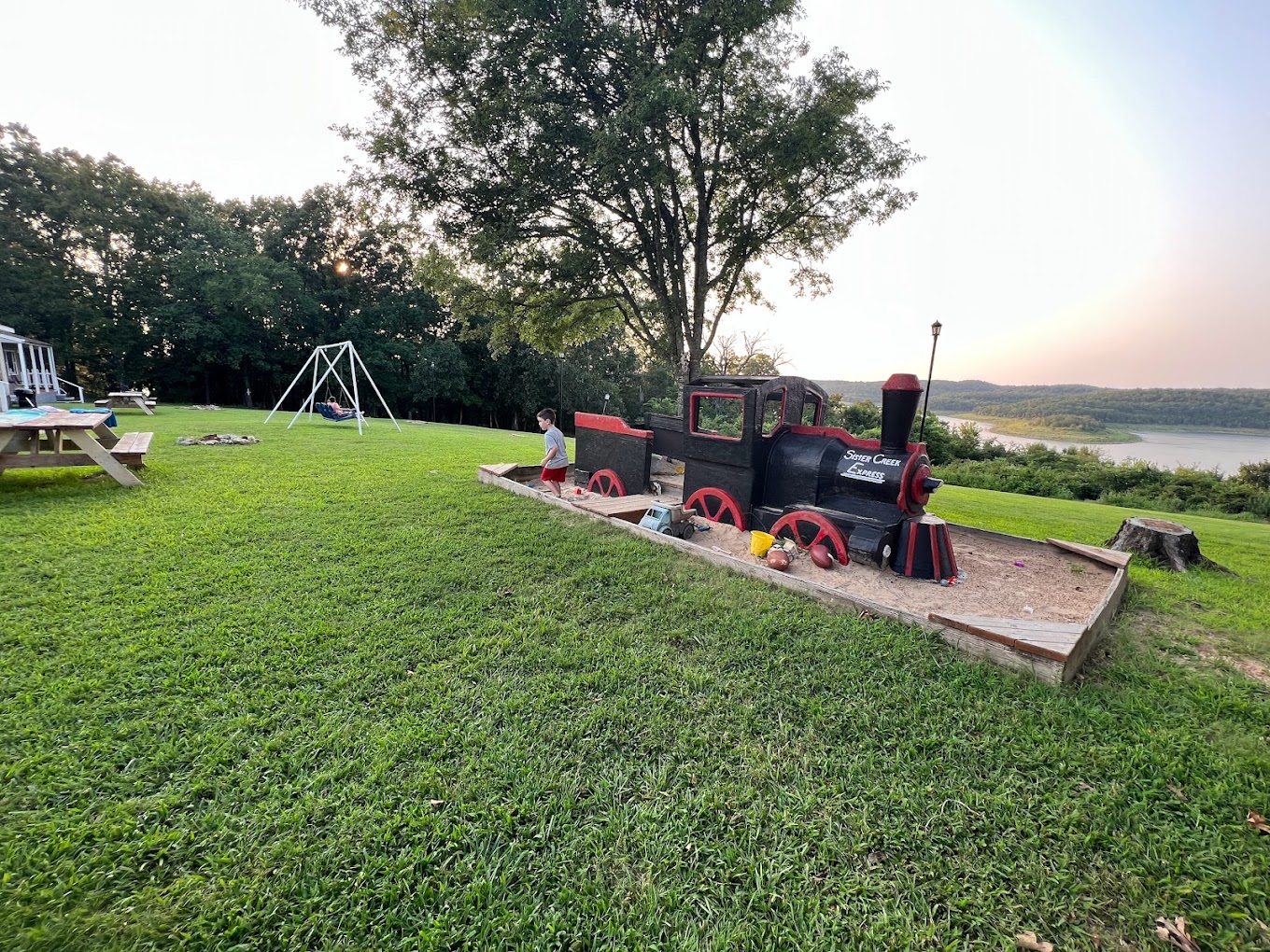 sister-creek-resort-play-area