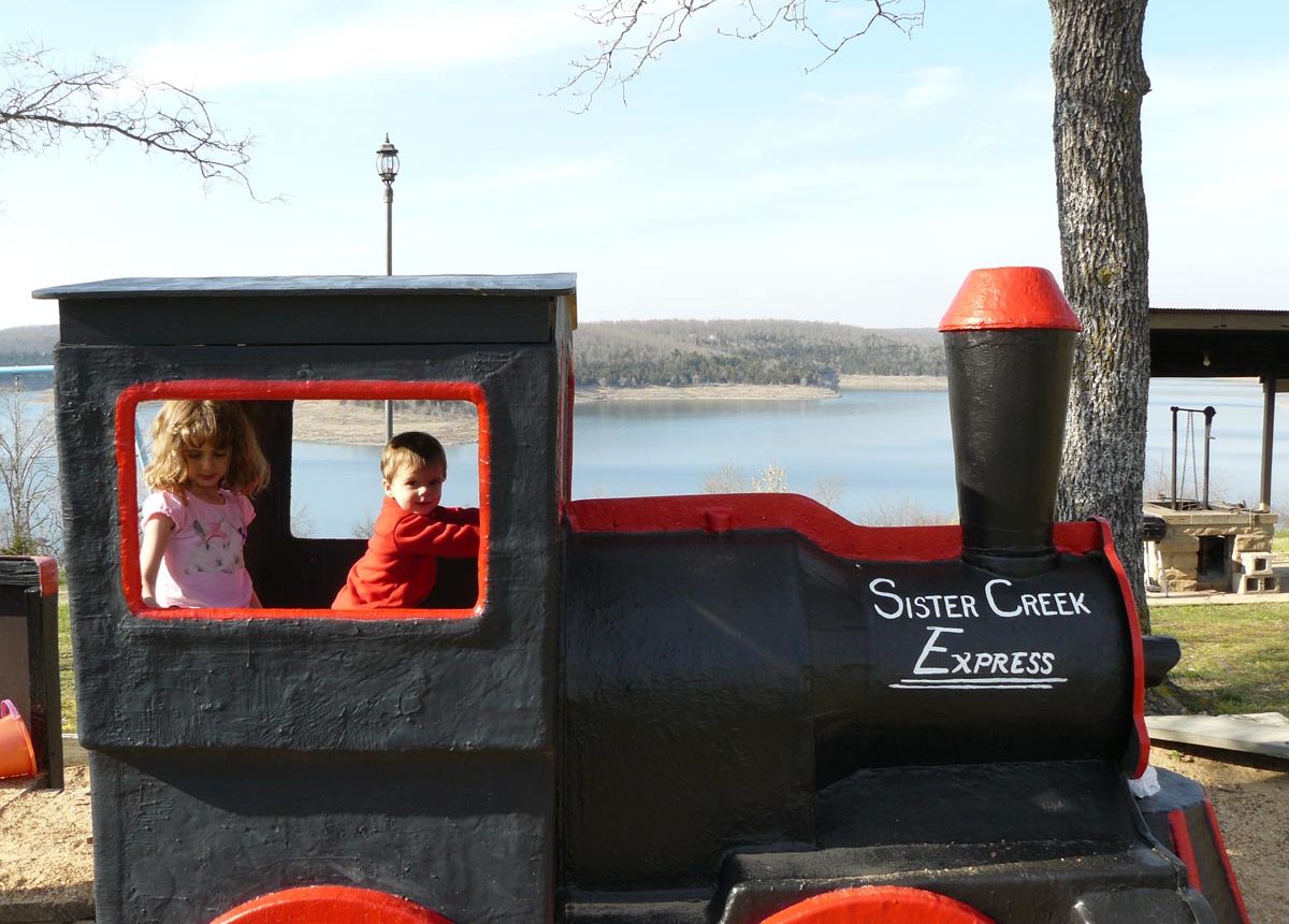 sister-creek-train-sandbox-1200x860